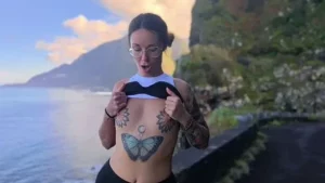 Brunette Public Flashing with Petite Figure - MyPornerLeak