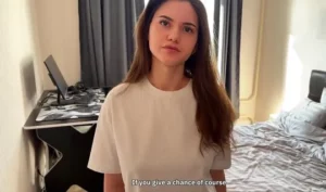 A young girl tried to please a guy with a hot handjob - MyPornerLeak