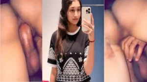 Cute Indian Girl Fucking OYO With Friends – Indian porn video - MyPornerLeak