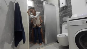 Mira Sangre – You Don’t Need To Take Off Mommy’s Jeans - MyPornerLeak