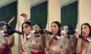 Bunny Mati Khalifa Sucks A Mirror Mounted Dildo - MyPornerLeak Leak