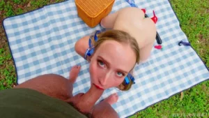 ScarletChase’s Picnic Turns Into Anal Solo And BJ Sesh - MyPornerLeak