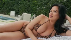 Scarlett Alexis Fucking My Neighbor By The Pool NEW PPV - MyPornerLeak