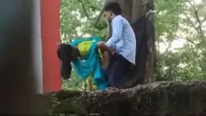 Ex Gf ko Bohut DIn Bad Mandir Me Khade Khade Pel Di – Indian porn video - MyPornerLeak